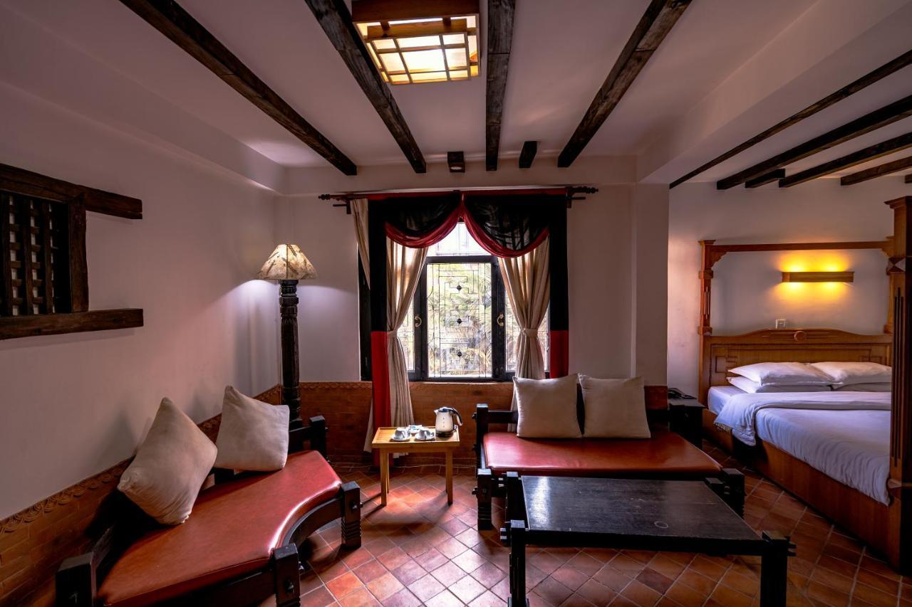Hotel Ganesh Himal Katmandú Exterior foto