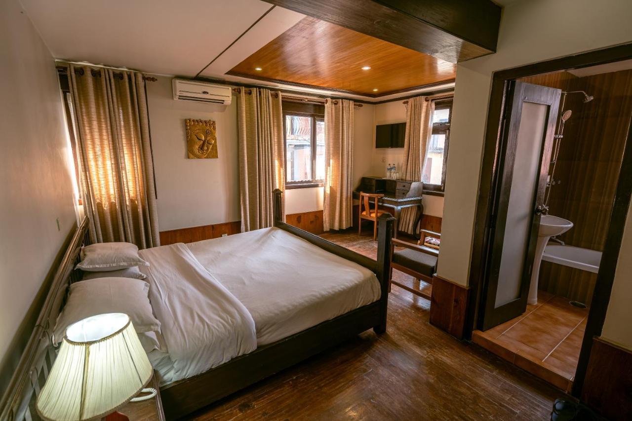 Hotel Ganesh Himal Katmandú Exterior foto