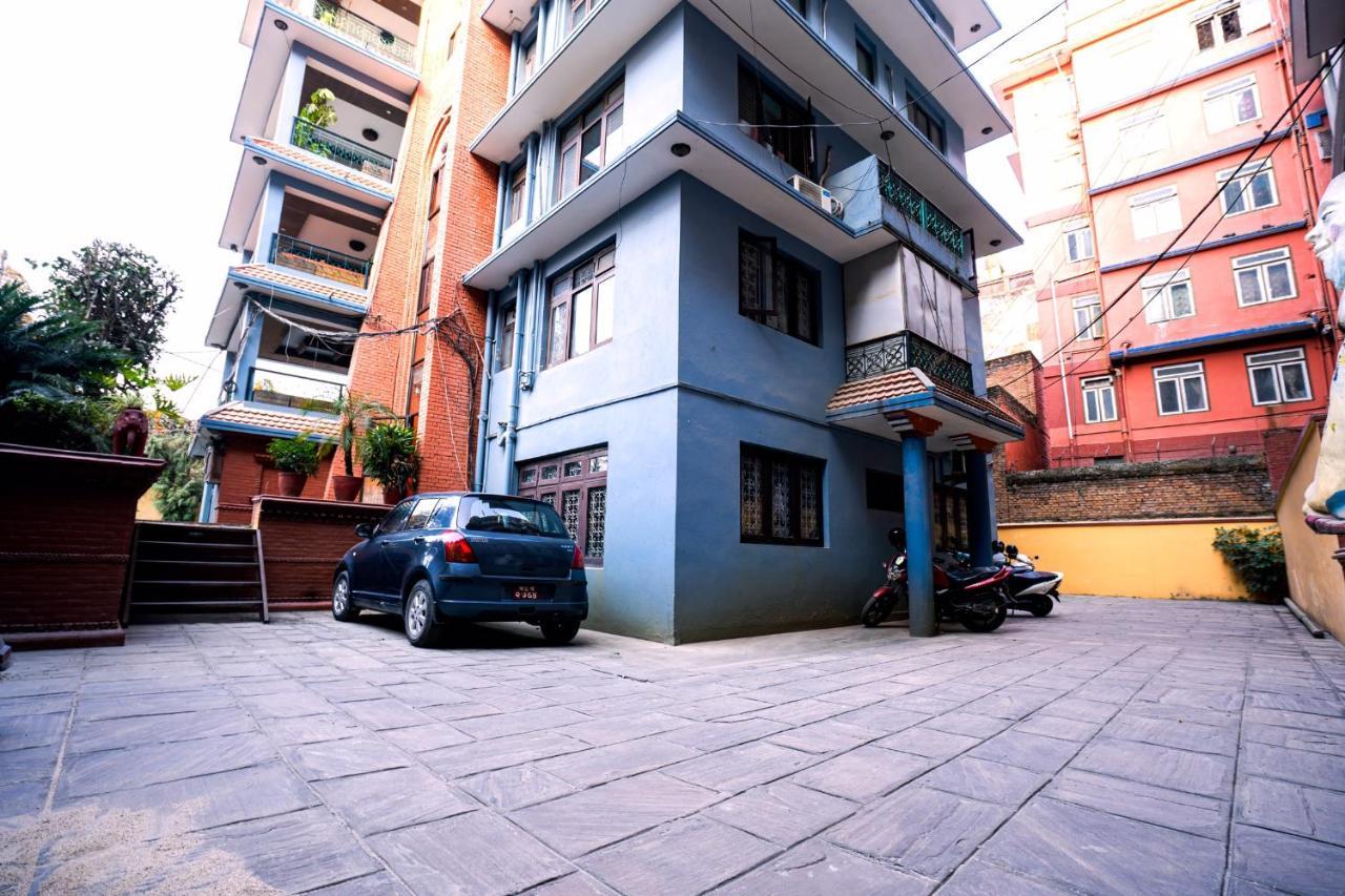 Hotel Ganesh Himal Katmandú Exterior foto